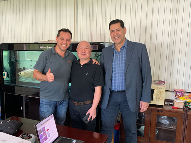 巴西客戶來(lái)我司考察。